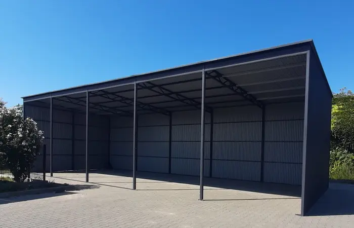 plechové garáže
